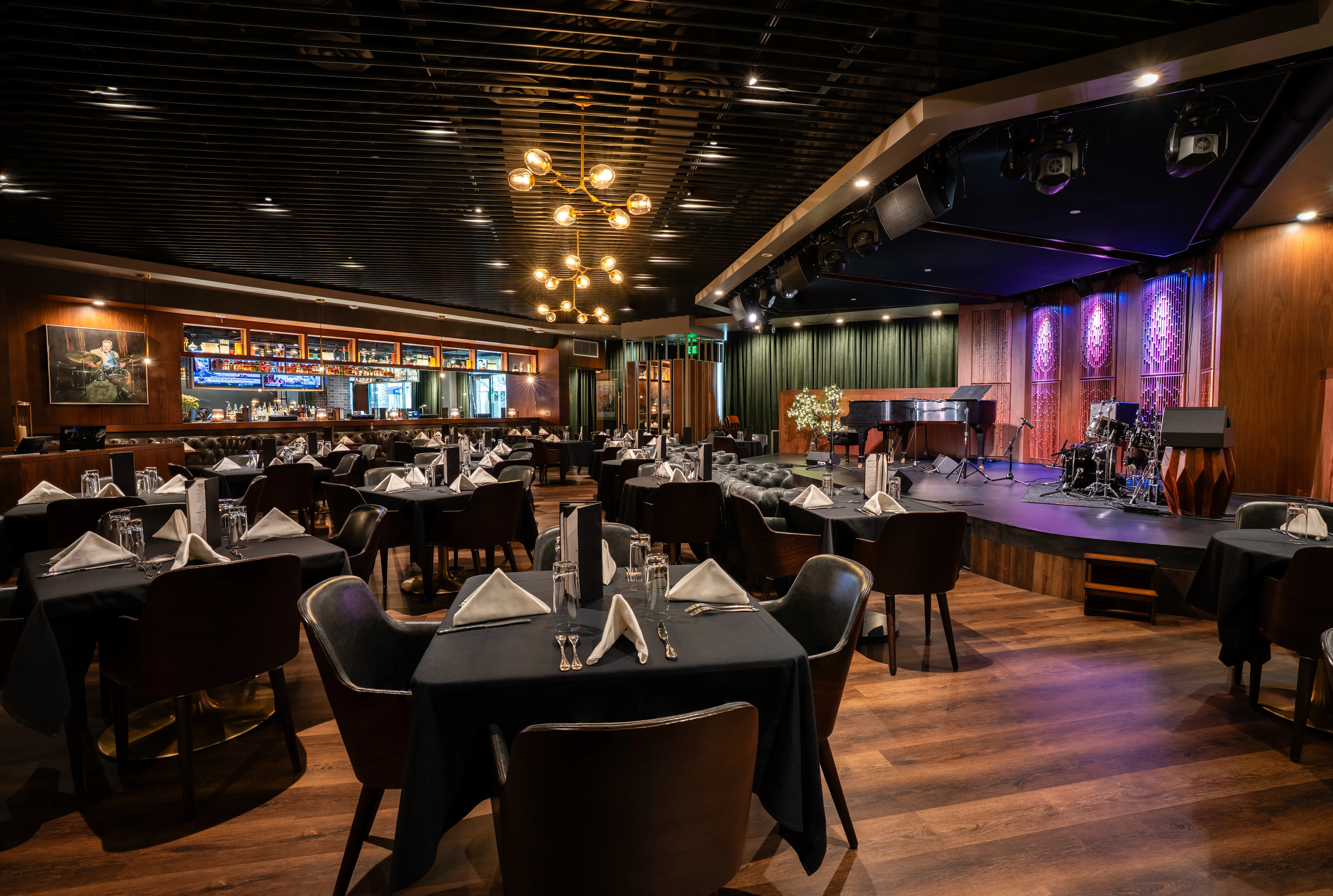 White Glove Steakhouse